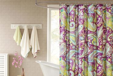 Intelligent Design Melissa shower curtain