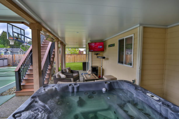 covered under deck ceiling idea to keep everyone dry in the rainy month