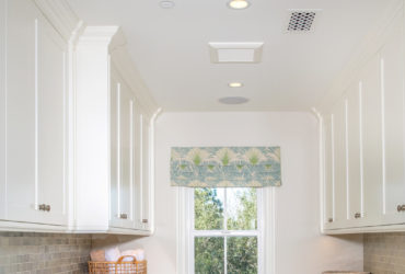 ceramic tile laundry room floor for a durable use