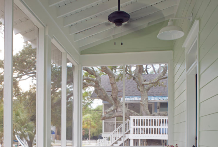 ideas of a ranch style home with a fun and bright front porch