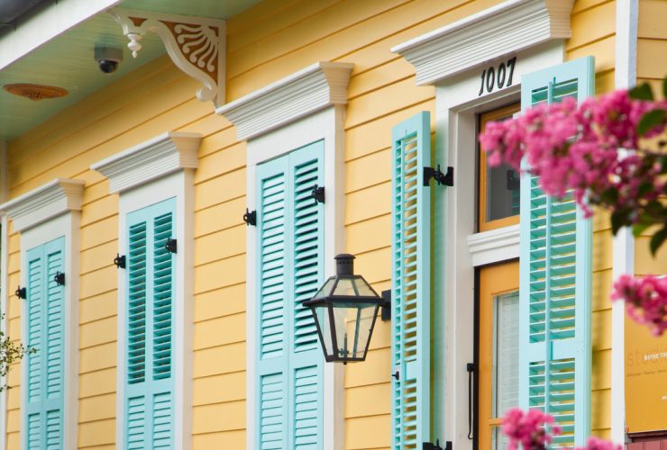 soft cyan shutter color that goes with a yellow house