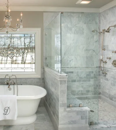 pony wall with a built-in bench